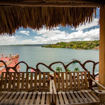 Hotel Aurora Flores Luaran gambar