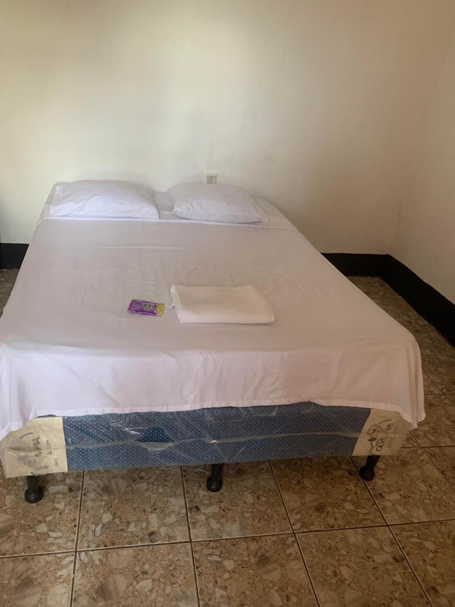 Hotel Aurora Flores Luaran gambar